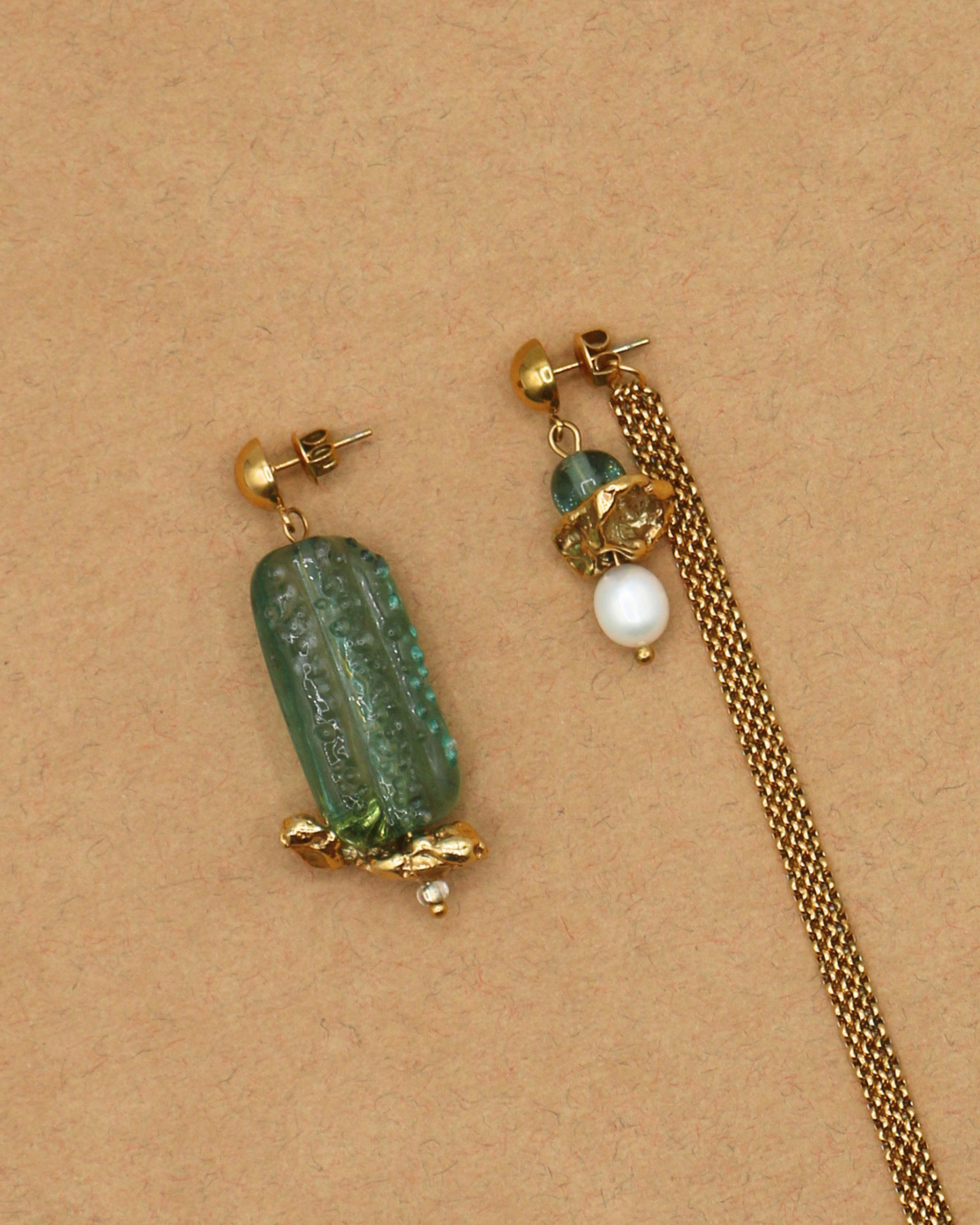 BOUCLES D'OREILLES ARDENTES - DORÉ/BLEU TACHETÉ
