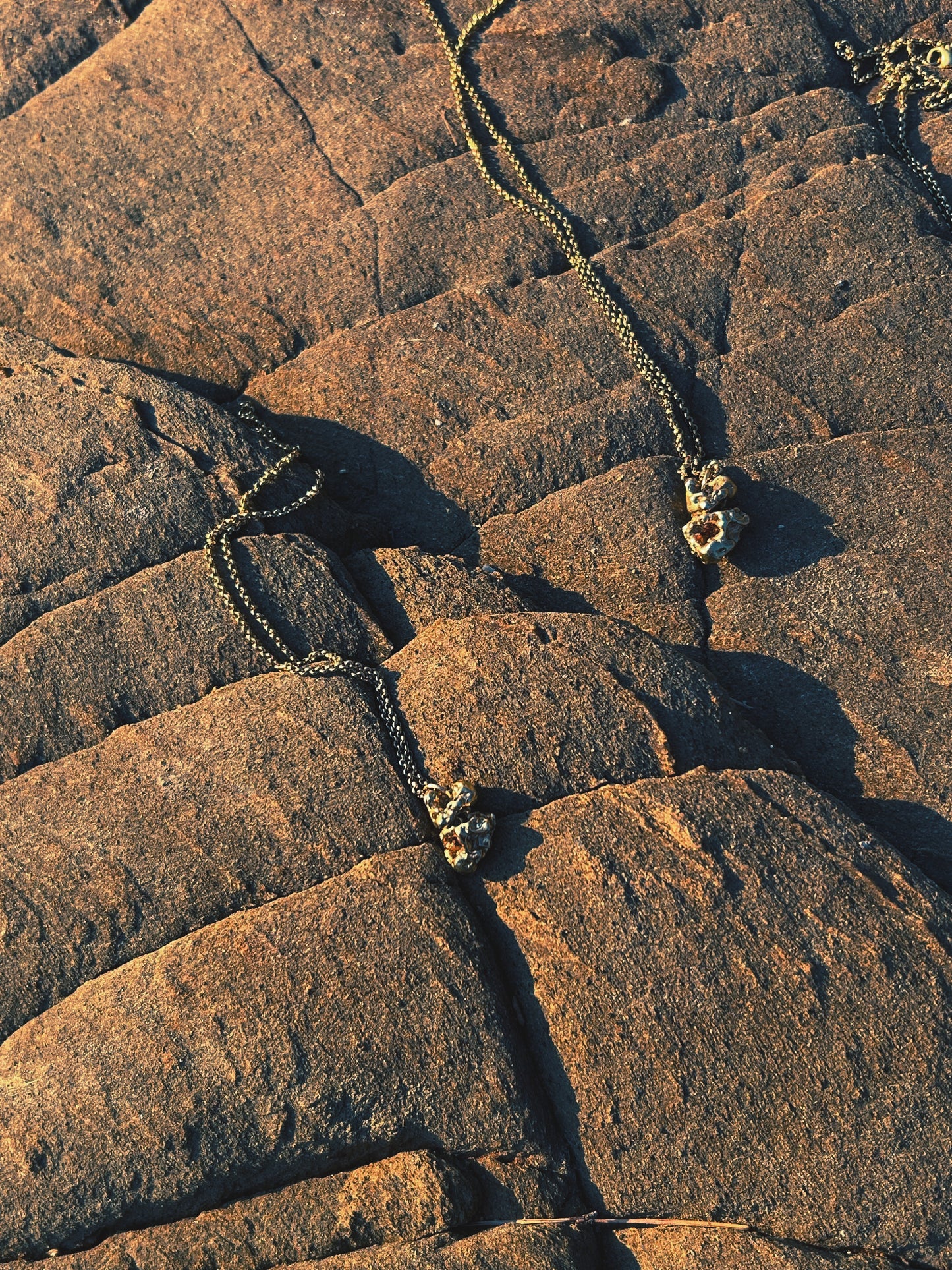 COLLIER FRAGMENT - DORÉ/CRISTAUX COLORÉS