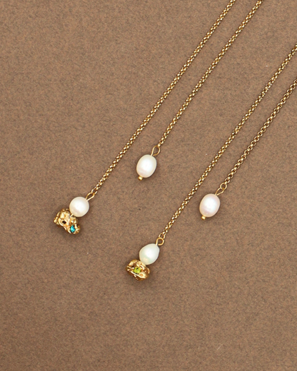 BOUCLES D'OREILLES PERLÉES - DORÉ/CRISTAUX COLORÉS