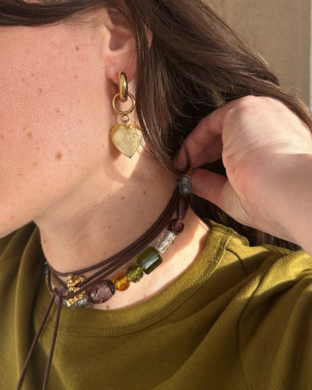 BOUCLE D'OREILLE PULSE - PERLE DE VERRE/CRÈME